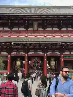 浅草寺の山門・神門