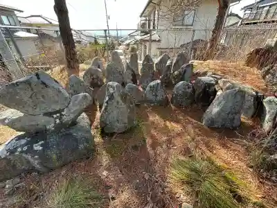 御嶽神社の{uncategorized: "未分類", other: "その他", undefined: "問題あり", building: "その他建物", grave: "お墓", sacred_gate: "鳥居", guardian: "狛犬", statue: "像", buddha: "仏像", history: "歴史", nature: "自然", garden: "庭園", animal: "動物", pagoda: "塔", temizu: "手水舎", mountain_gate: "山門・神門", sanctuary: "本殿・本堂", subordinate: "末社・摂社", art: "芸術", scenery: "景色", jizo: "地蔵", ema: "絵馬", goshuin: "御朱印", omikuji: "おみくじ", items: "授与品その他", amulet: "お守り", goshuincho: "御朱印帳", eats: "食事", festival: "お祭り", votive_dance: "神楽", shichigosan: "七五三参", wedding: "結婚式", experience: "体験その他", initially: "初詣", around: "周辺", anti_infection: "感染症対策"}