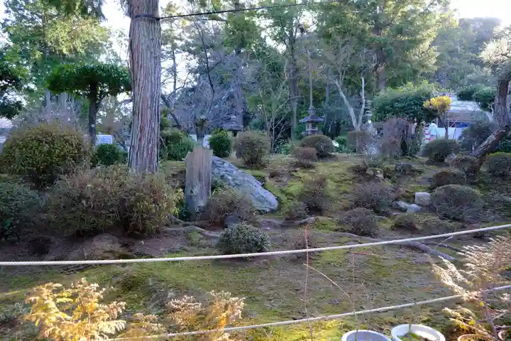 龍田大社の庭園