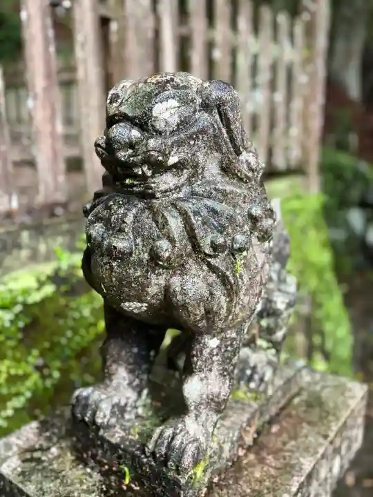春日神社の{uncategorized: "未分類", other: "その他", undefined: "問題あり", building: "その他建物", grave: "お墓", sacred_gate: "鳥居", guardian: "狛犬", statue: "像", buddha: "仏像", history: "歴史", nature: "自然", garden: "庭園", animal: "動物", pagoda: "塔", temizu: "手水舎", mountain_gate: "山門・神門", sanctuary: "本殿・本堂", subordinate: "末社・摂社", art: "芸術", scenery: "景色", jizo: "地蔵", ema: "絵馬", goshuin: "御朱印", omikuji: "おみくじ", items: "授与品その他", amulet: "お守り", goshuincho: "御朱印帳", eats: "食事", festival: "お祭り", votive_dance: "神楽", shichigosan: "七五三参", wedding: "結婚式", experience: "体験その他", initially: "初詣", around: "周辺", anti_infection: "感染症対策"}