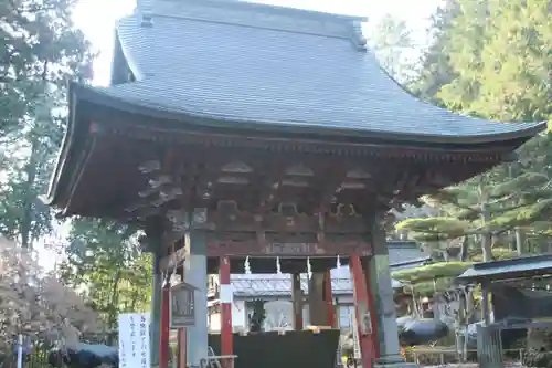 北口本宮冨士浅間神社の手水舎