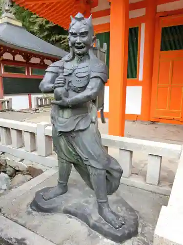 龍泉寺の像