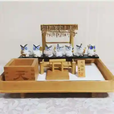 彌彦神社　(伊夜日子神社)の像