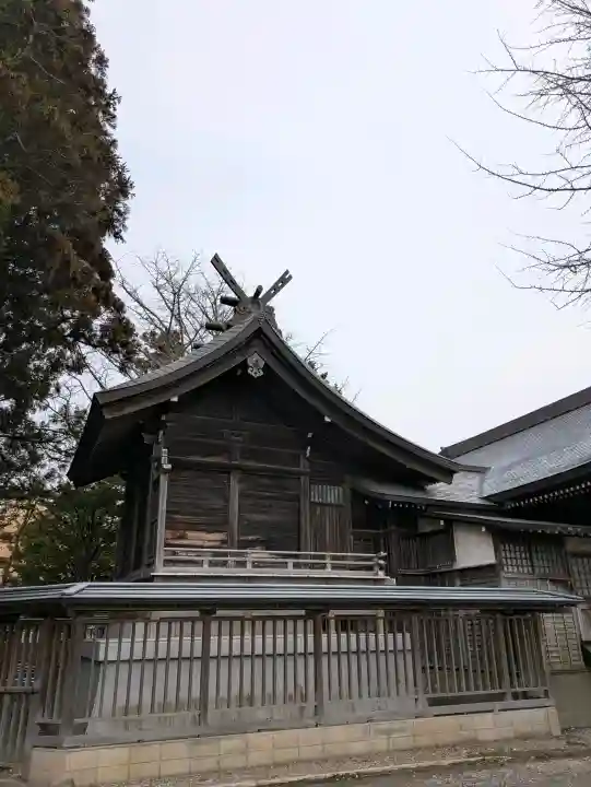 湯倉神社の{uncategorized: "未分類", other: "その他", undefined: "問題あり", building: "その他建物", grave: "お墓", sacred_gate: "鳥居", guardian: "狛犬", statue: "像", buddha: "仏像", history: "歴史", nature: "自然", garden: "庭園", animal: "動物", pagoda: "塔", temizu: "手水舎", mountain_gate: "山門・神門", sanctuary: "本殿・本堂", subordinate: "末社・摂社", art: "芸術", scenery: "景色", jizo: "地蔵", ema: "絵馬", goshuin: "御朱印", omikuji: "おみくじ", items: "授与品その他", amulet: "お守り", goshuincho: "御朱印帳", eats: "食事", festival: "お祭り", votive_dance: "神楽", shichigosan: "七五三参", wedding: "結婚式", experience: "体験その他", initially: "初詣", around: "周辺", anti_infection: "感染症対策"}