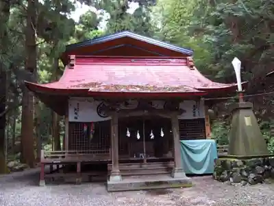 軍刀利神社の本殿・本堂