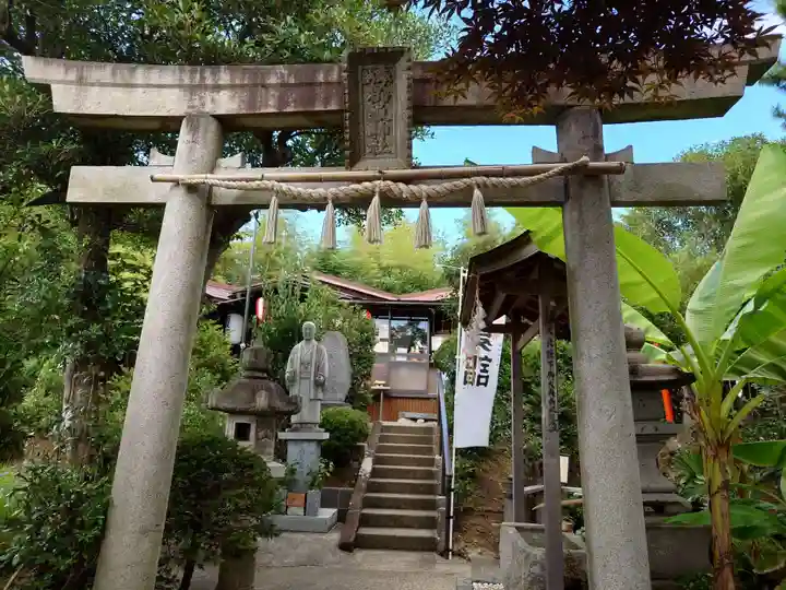 横浜御嶽神社(神奈川県)