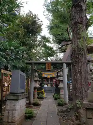 高円寺氷川神社の末社・摂社