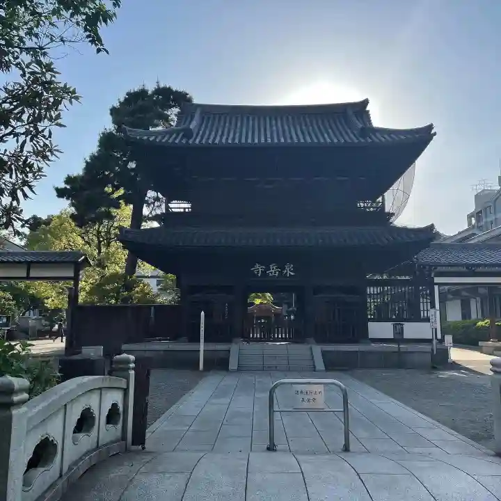 泉岳寺の山門・神門