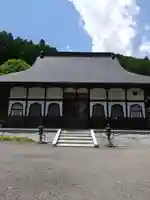 養山寺の本殿・本堂