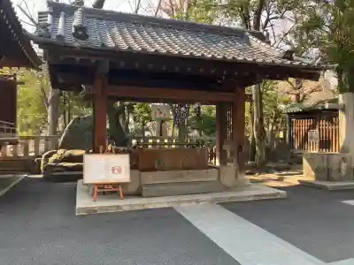 牛嶋神社の手水舎