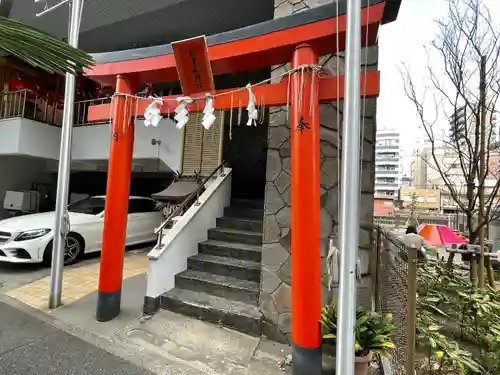 初音森神社の鳥居