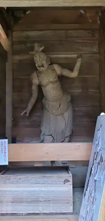 天台寺の像