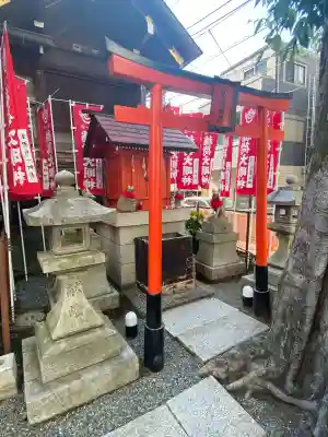櫻木神社の{uncategorized: "未分類", other: "その他", undefined: "問題あり", building: "その他建物", grave: "お墓", sacred_gate: "鳥居", guardian: "狛犬", statue: "像", buddha: "仏像", history: "歴史", nature: "自然", garden: "庭園", animal: "動物", pagoda: "塔", temizu: "手水舎", mountain_gate: "山門・神門", sanctuary: "本殿・本堂", subordinate: "末社・摂社", art: "芸術", scenery: "景色", jizo: "地蔵", ema: "絵馬", goshuin: "御朱印", omikuji: "おみくじ", items: "授与品その他", amulet: "お守り", goshuincho: "御朱印帳", eats: "食事", festival: "お祭り", votive_dance: "神楽", shichigosan: "七五三参", wedding: "結婚式", experience: "体験その他", initially: "初詣", around: "周辺", anti_infection: "感染症対策"}
