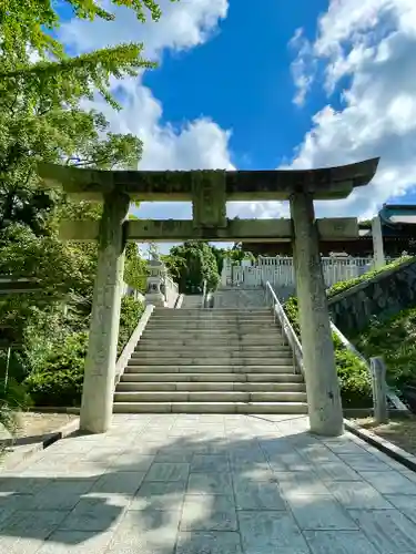 岡田神社の鳥居