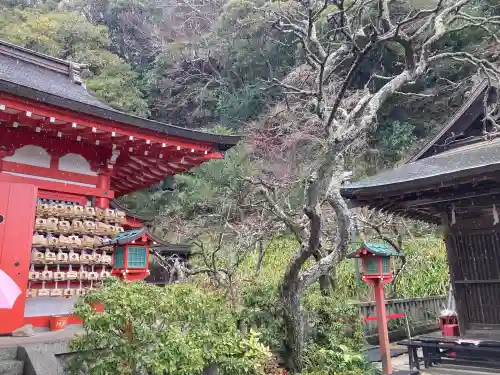 荏柄天神社の{uncategorized: "未分類", other: "その他", undefined: "問題あり", building: "その他建物", grave: "お墓", sacred_gate: "鳥居", guardian: "狛犬", statue: "像", buddha: "仏像", history: "歴史", nature: "自然", garden: "庭園", animal: "動物", pagoda: "塔", temizu: "手水舎", mountain_gate: "山門・神門", sanctuary: "本殿・本堂", subordinate: "末社・摂社", art: "芸術", scenery: "景色", jizo: "地蔵", ema: "絵馬", goshuin: "御朱印", omikuji: "おみくじ", items: "授与品その他", amulet: "お守り", goshuincho: "御朱印帳", eats: "食事", festival: "お祭り", votive_dance: "神楽", shichigosan: "七五三参", wedding: "結婚式", experience: "体験その他", initially: "初詣", around: "周辺", anti_infection: "感染症対策"}