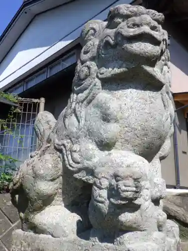 飯縄神社 里宮（皇足穂命神社）の狛犬