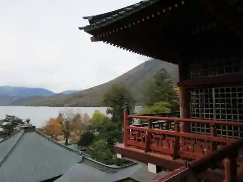中禅寺の本殿・本堂
