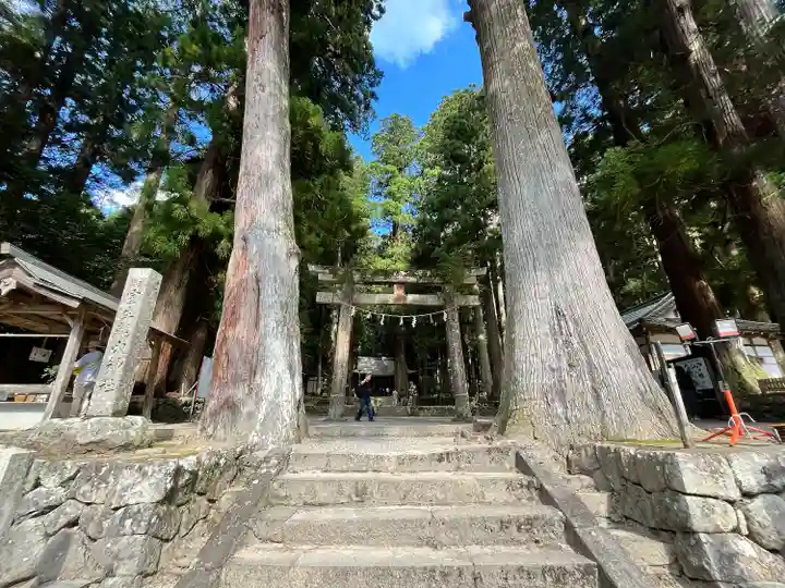 室生龍穴神社(奈良県)