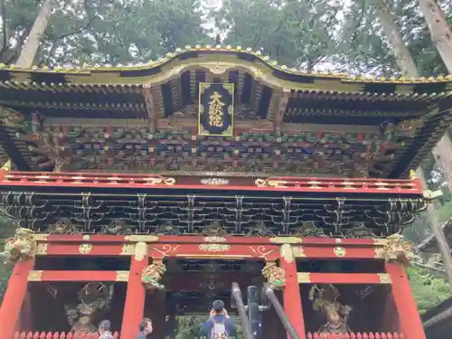 輪王寺の山門・神門