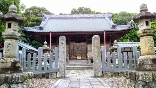 幡頭神社の本殿