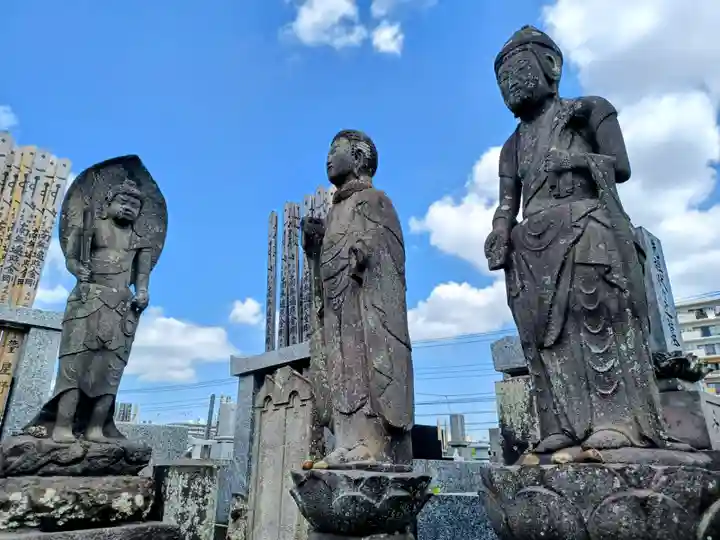 泉蔵寺の仏像