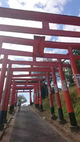 高屋敷稲荷神社の鳥居