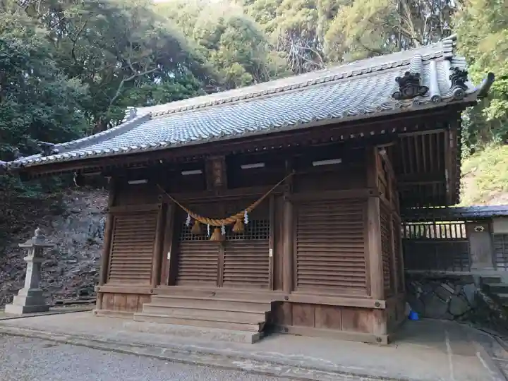 神明社の本殿・本堂