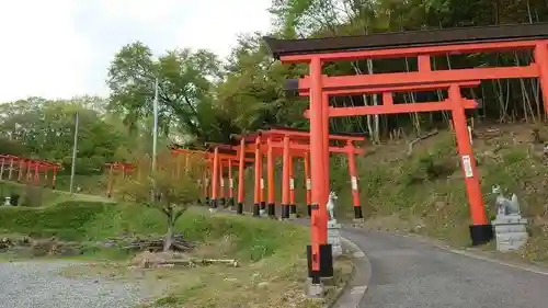 高屋敷稲荷神社の鳥居