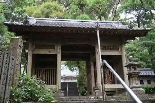 金剛頂寺の山門・神門