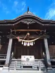 大棚・中川杉山神社の本殿