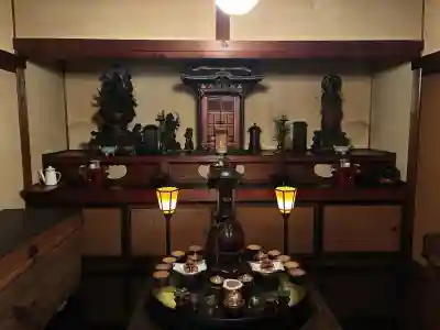 福勝寺の{uncategorized: "未分類", other: "その他", undefined: "問題あり", building: "その他建物", grave: "お墓", sacred_gate: "鳥居", guardian: "狛犬", statue: "像", buddha: "仏像", history: "歴史", nature: "自然", garden: "庭園", animal: "動物", pagoda: "塔", temizu: "手水舎", mountain_gate: "山門・神門", sanctuary: "本殿・本堂", subordinate: "末社・摂社", art: "芸術", scenery: "景色", jizo: "地蔵", ema: "絵馬", goshuin: "御朱印", omikuji: "おみくじ", items: "授与品その他", amulet: "お守り", goshuincho: "御朱印帳", eats: "食事", festival: "お祭り", votive_dance: "神楽", shichigosan: "七五三参", wedding: "結婚式", experience: "体験その他", initially: "初詣", around: "周辺", anti_infection: "感染症対策"}