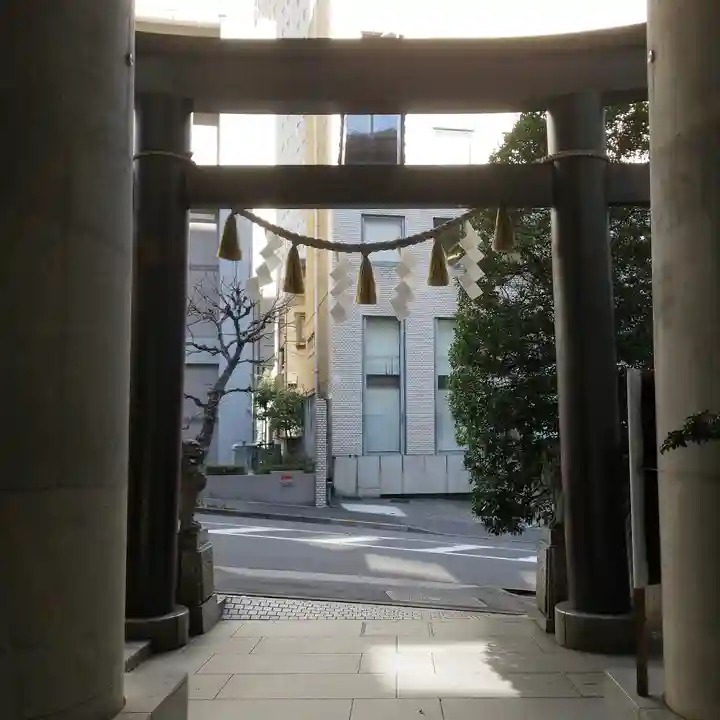 築土神社の鳥居