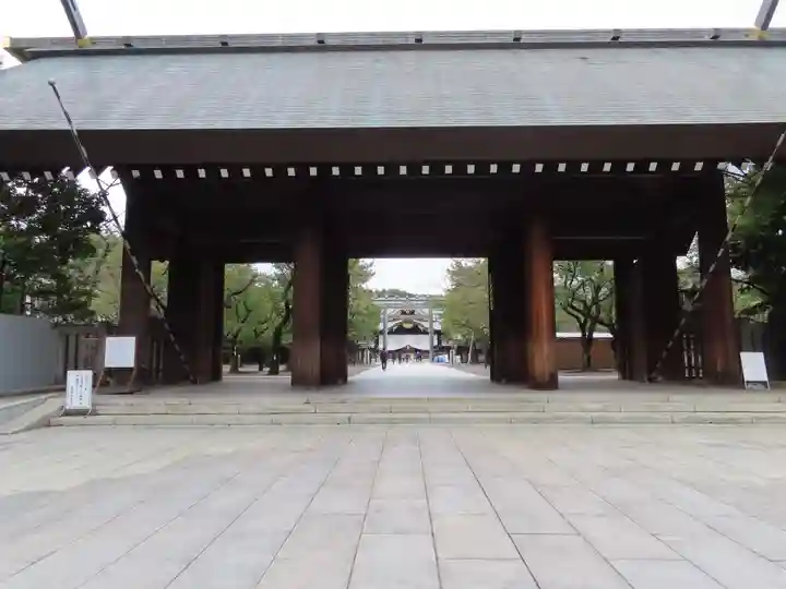 靖國神社の山門・神門