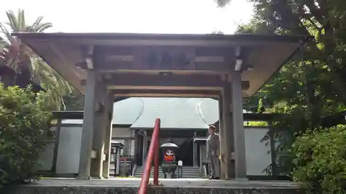 土肥達磨寺の山門