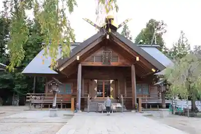 開成山大神宮の本殿・本堂