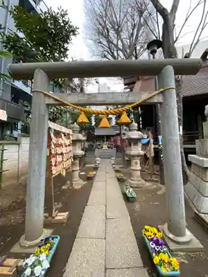 高円寺氷川神社の鳥居