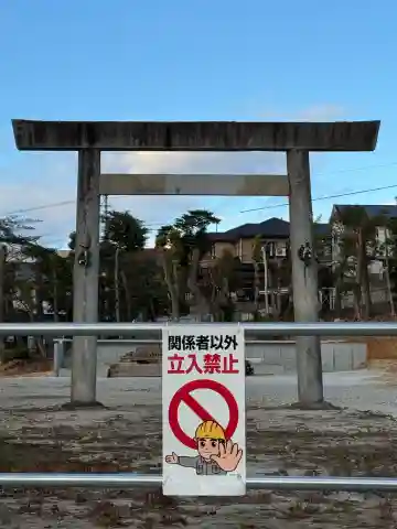 神明社(三ツ屋神明社)の{uncategorized: "未分類", other: "その他", undefined: "問題あり", building: "その他建物", grave: "お墓", sacred_gate: "鳥居", guardian: "狛犬", statue: "像", buddha: "仏像", history: "歴史", nature: "自然", garden: "庭園", animal: "動物", pagoda: "塔", temizu: "手水舎", mountain_gate: "山門・神門", sanctuary: "本殿・本堂", subordinate: "末社・摂社", art: "芸術", scenery: "景色", jizo: "地蔵", ema: "絵馬", goshuin: "御朱印", omikuji: "おみくじ", items: "授与品その他", amulet: "お守り", goshuincho: "御朱印帳", eats: "食事", festival: "お祭り", votive_dance: "神楽", shichigosan: "七五三参", wedding: "結婚式", experience: "体験その他", initially: "初詣", around: "周辺", anti_infection: "感染症対策"}