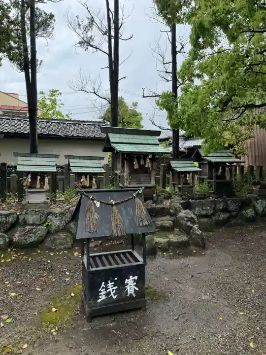 大乃伎神社の{uncategorized: "未分類", other: "その他", undefined: "問題あり", building: "その他建物", grave: "お墓", sacred_gate: "鳥居", guardian: "狛犬", statue: "像", buddha: "仏像", history: "歴史", nature: "自然", garden: "庭園", animal: "動物", pagoda: "塔", temizu: "手水舎", mountain_gate: "山門・神門", sanctuary: "本殿・本堂", subordinate: "末社・摂社", art: "芸術", scenery: "景色", jizo: "地蔵", ema: "絵馬", goshuin: "御朱印", omikuji: "おみくじ", items: "授与品その他", amulet: "お守り", goshuincho: "御朱印帳", eats: "食事", festival: "お祭り", votive_dance: "神楽", shichigosan: "七五三参", wedding: "結婚式", experience: "体験その他", initially: "初詣", around: "周辺", anti_infection: "感染症対策"}