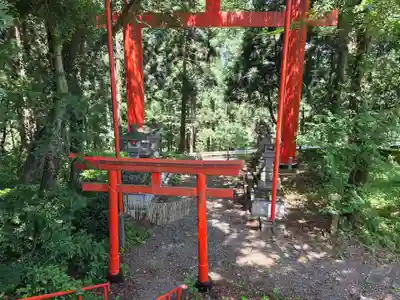 宝徳山稲荷大社(新潟県)