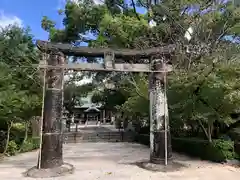 與止日女神社の鳥居