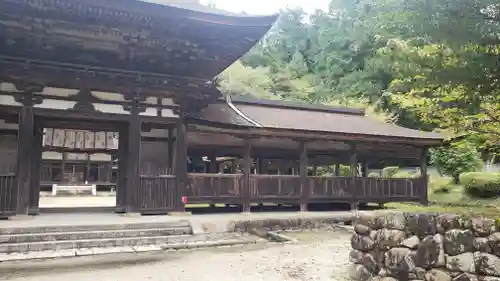 油日神社の山門