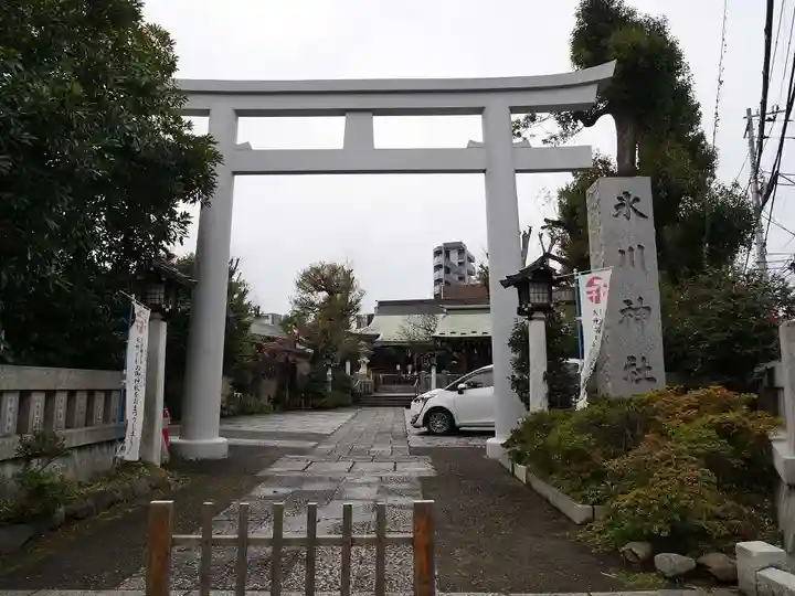 新宿下落合氷川神社の鳥居