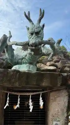 龍宮（江島神社）の像