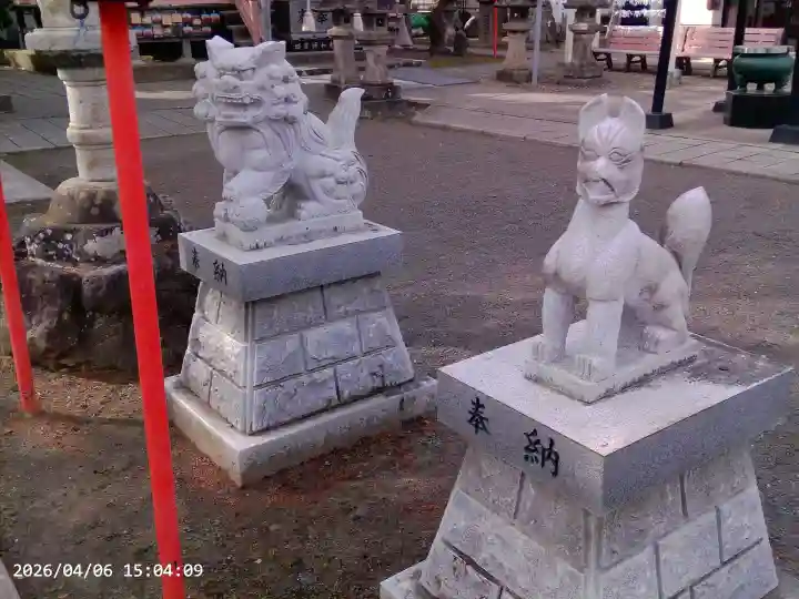 舞台八幡神社の{uncategorized: "未分類", other: "その他", undefined: "問題あり", building: "その他建物", grave: "お墓", sacred_gate: "鳥居", guardian: "狛犬", statue: "像", buddha: "仏像", history: "歴史", nature: "自然", garden: "庭園", animal: "動物", pagoda: "塔", temizu: "手水舎", mountain_gate: "山門・神門", sanctuary: "本殿・本堂", subordinate: "末社・摂社", art: "芸術", scenery: "景色", jizo: "地蔵", ema: "絵馬", goshuin: "御朱印", omikuji: "おみくじ", items: "授与品その他", amulet: "お守り", goshuincho: "御朱印帳", eats: "食事", festival: "お祭り", votive_dance: "神楽", shichigosan: "七五三参", wedding: "結婚式", experience: "体験その他", initially: "初詣", around: "周辺", anti_infection: "感染症対策"}