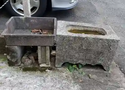 塔山庚申塔の手水舎