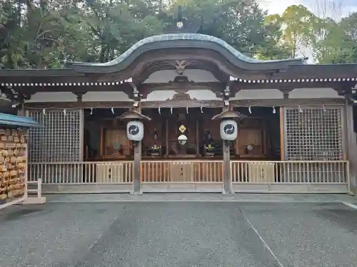（山田）伊射奈岐神社の{uncategorized: "未分類", other: "その他", undefined: "問題あり", building: "その他建物", grave: "お墓", sacred_gate: "鳥居", guardian: "狛犬", statue: "像", buddha: "仏像", history: "歴史", nature: "自然", garden: "庭園", animal: "動物", pagoda: "塔", temizu: "手水舎", mountain_gate: "山門・神門", sanctuary: "本殿・本堂", subordinate: "末社・摂社", art: "芸術", scenery: "景色", jizo: "地蔵", ema: "絵馬", goshuin: "御朱印", omikuji: "おみくじ", items: "授与品その他", amulet: "お守り", goshuincho: "御朱印帳", eats: "食事", festival: "お祭り", votive_dance: "神楽", shichigosan: "七五三参", wedding: "結婚式", experience: "体験その他", initially: "初詣", around: "周辺", anti_infection: "感染症対策"}