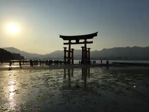 厳島神社(広島県)