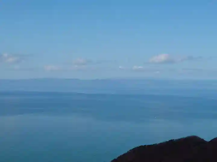 彌彦神社奥宮(御神廟)の景色
