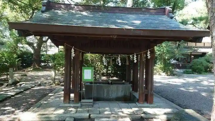 立坂神社の手水舎