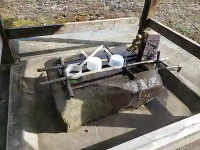 泉明院の手水舎